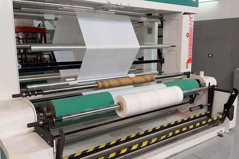 Operation method and debugging of film blowing machine