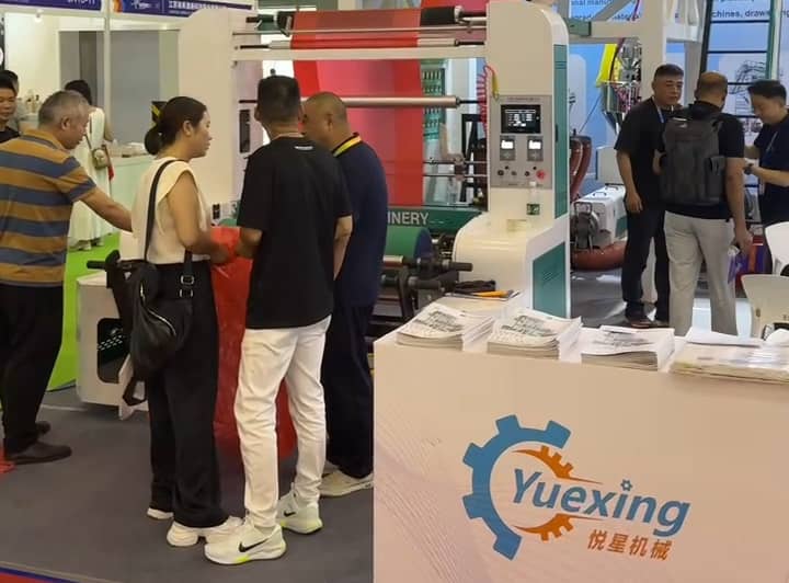 [Video]Yuexing film blowing machine show in NingBo Huasu Exhibition