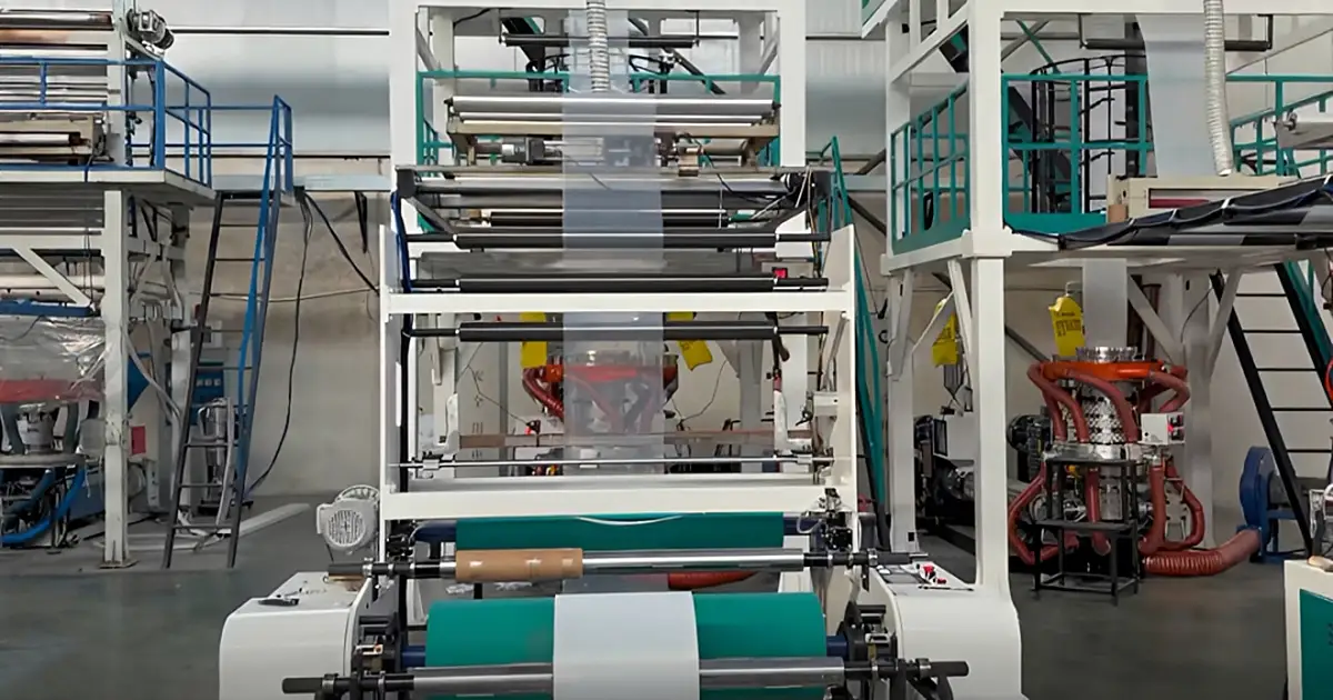 Film blowing extruder machine screw and barrel detail at Yuexing Machinery factory